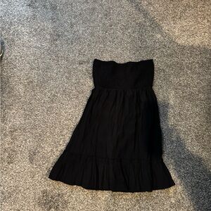 Elegant Black Strapless Dress